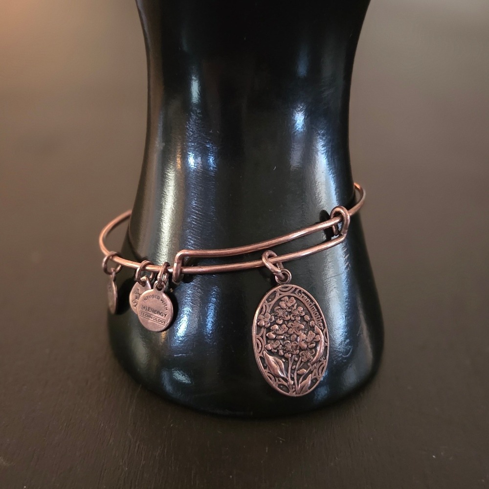 Alex‎ and Ani Grandmother Bangle Rafaelian Rose Gold Floral Charm Bracelet